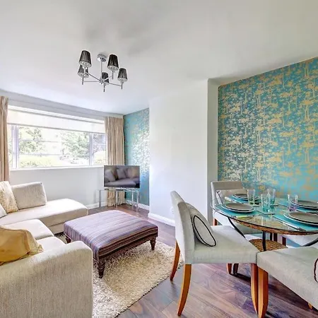 2 Bed Flat - Sw London With Parking Apartment Teddington Exterior photo